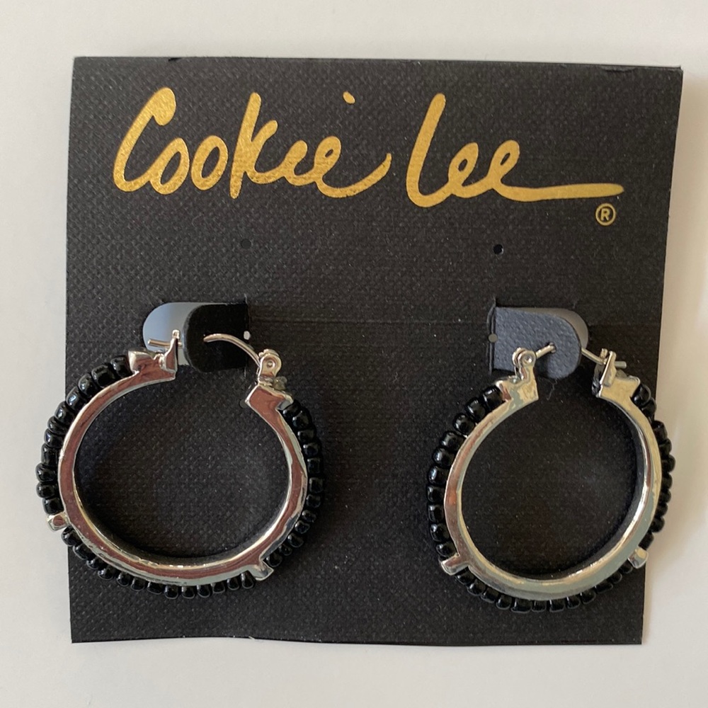 NWT Womens Cookie Lee Earrings